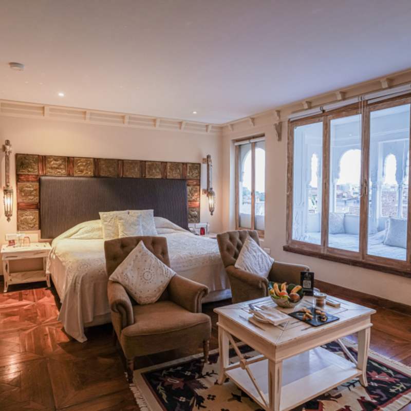 Double Room - Rawla Narlai