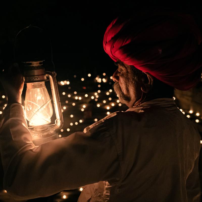 Candle-lit Dinner - Rawla Narlai