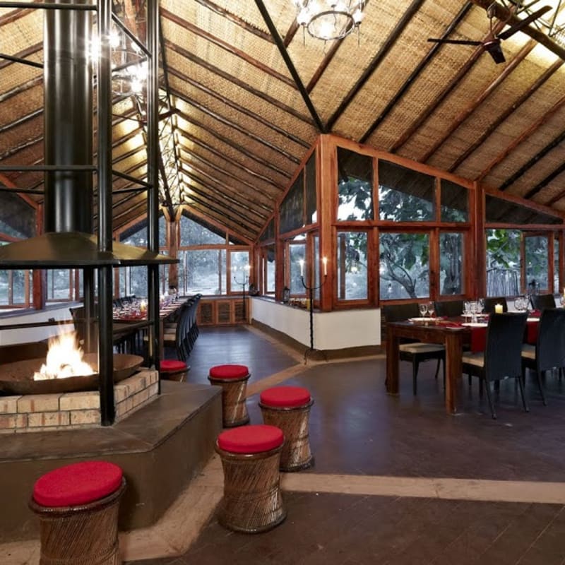 Dining Room - Reni Pani Jungle Lodge