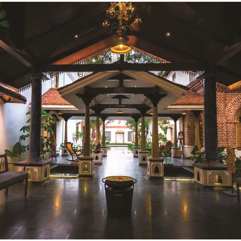 Lobby - Svatma