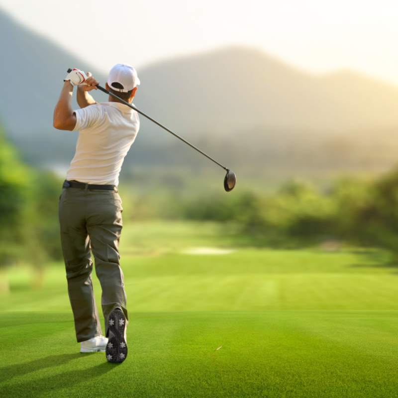Golf player 