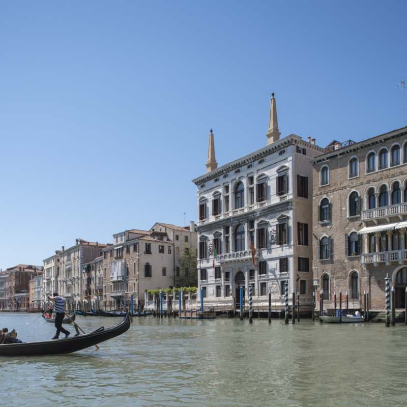 Romantic Venice and the Dolomites
