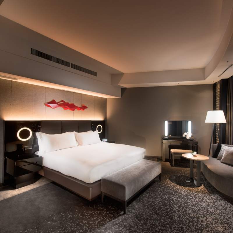 Reserve Executive Suite
