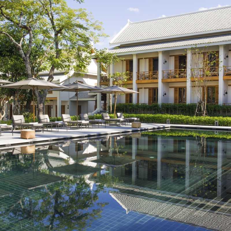 Pool & Rooms - Avani+