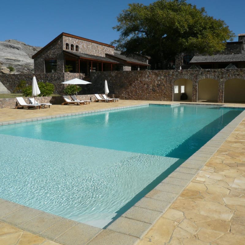 Pool - Jardin du Roy