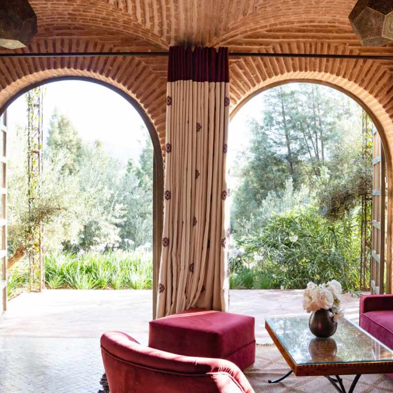 Seating Area - Olinto