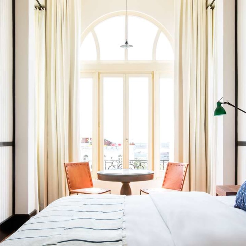 Airy interiors - American Trade Hotel