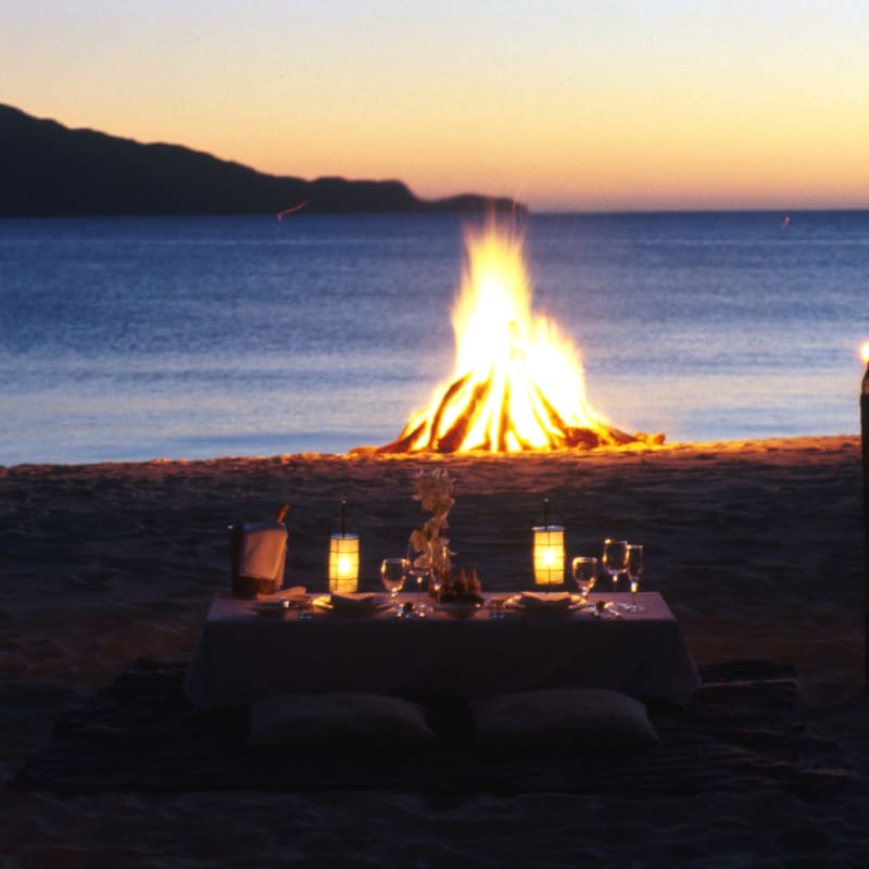 Unique Dining - Amanpulo