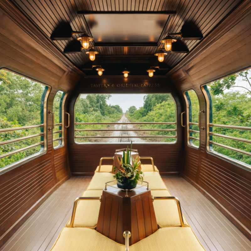 EO View at the Front 