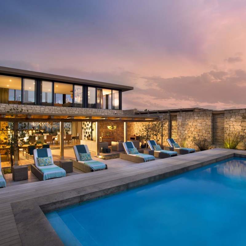 Patio and pool - Morukuru Ocean House 