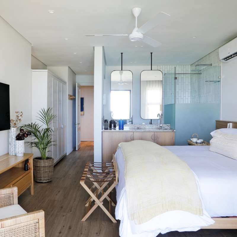 Ocean View Guestroom 