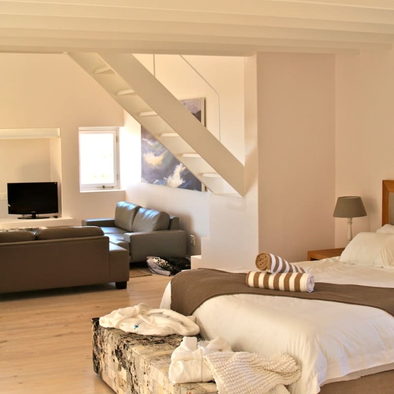 King Suite - Strandloper Ocean Lodge