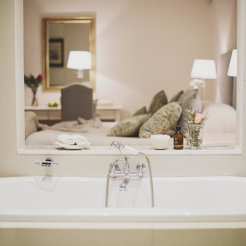 Bath - The Last Word Franschhoek