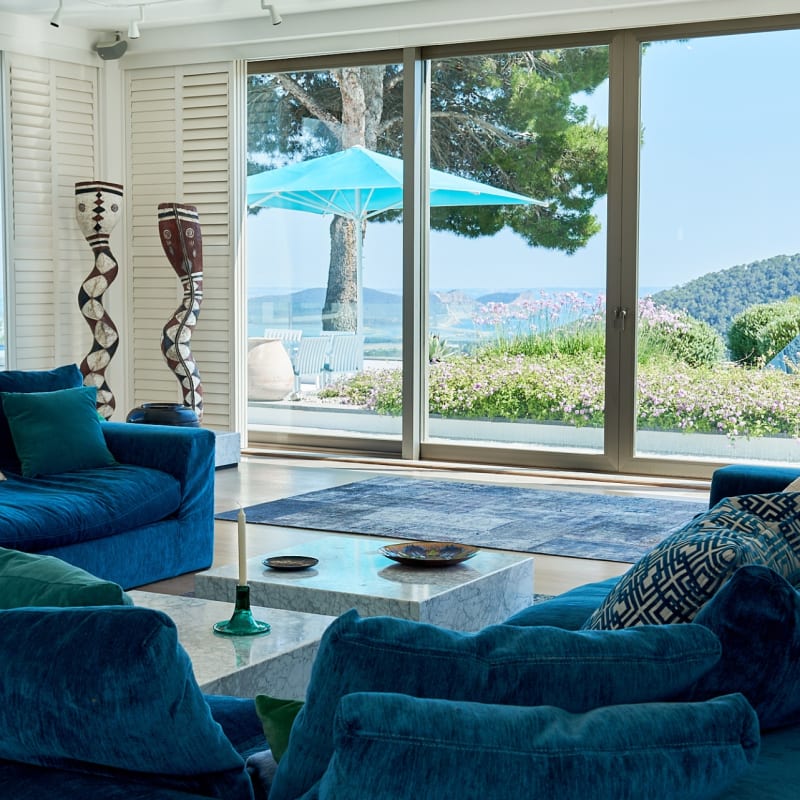 Indoor Lounge - Villa Adelie