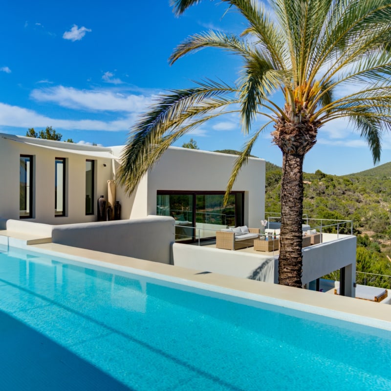 Swimming Pool - Villa Lapwing