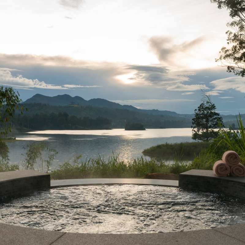Hot Tub Views - Ceylon Tea Trails