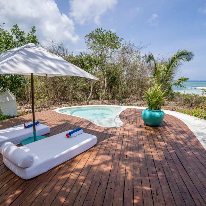 Pool deck