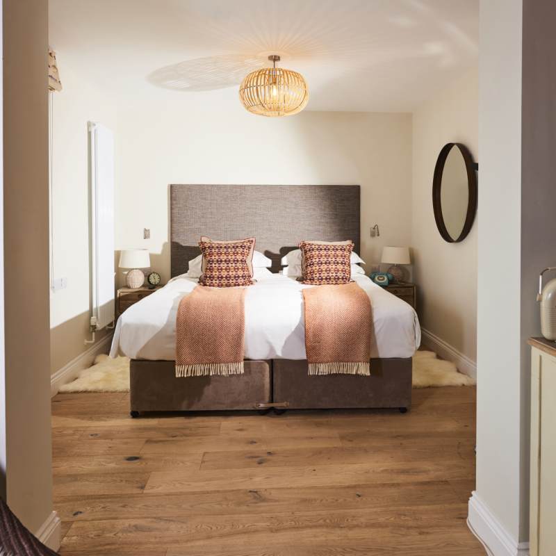 Room Type