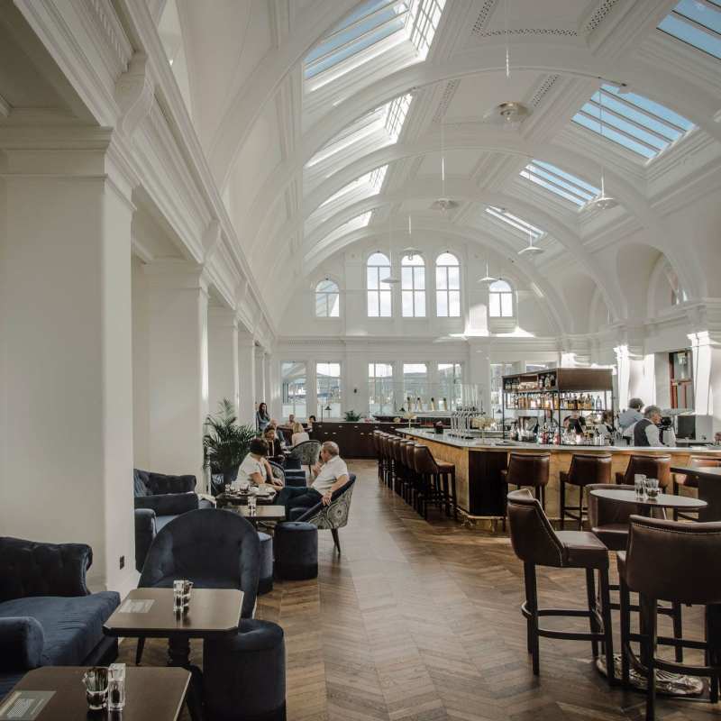 Drawing office bar 