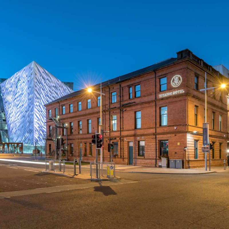 Front by Night 