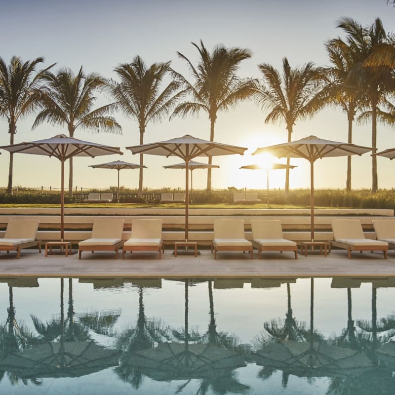 Swimming Pool - Four Seasons at the Surf Club