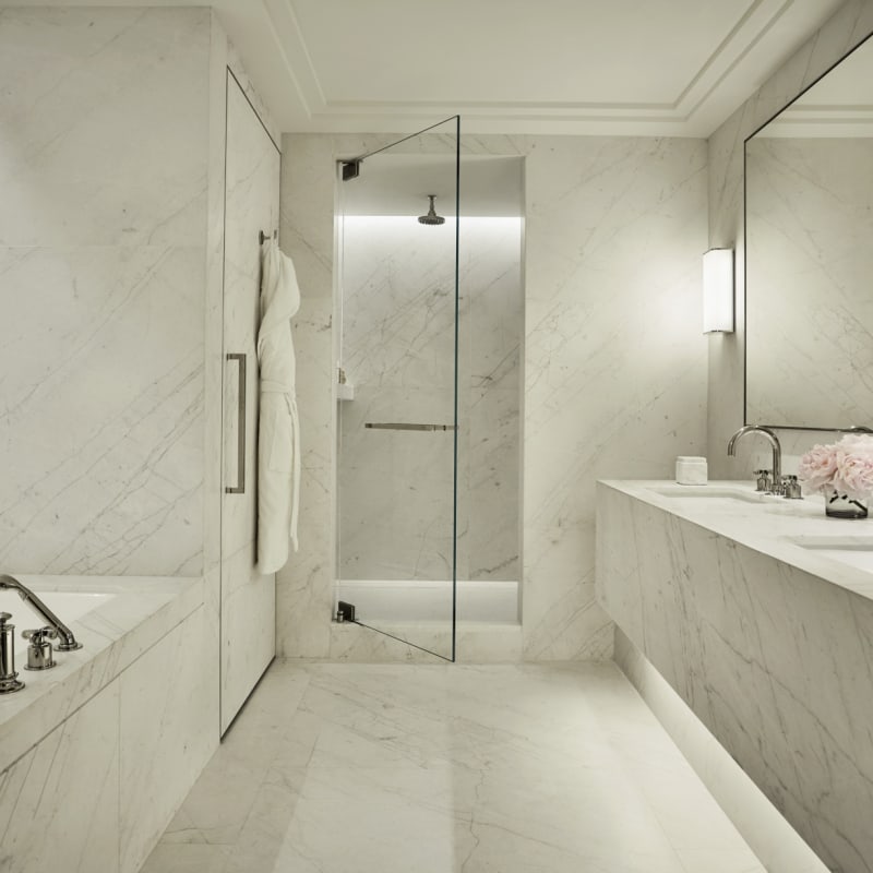 Bathroom - Four Seasons at the Surf Club