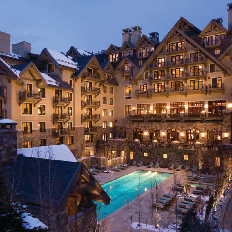 Outdoor pool - Four Seasons Vail