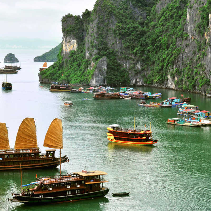 Halong Bay 
