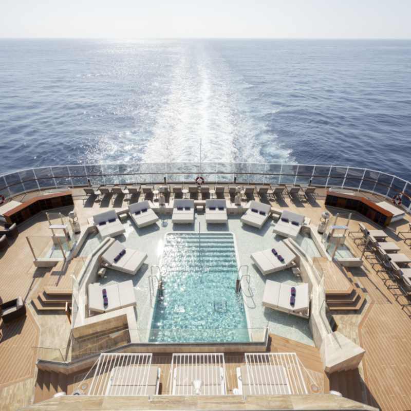 Atol Pool Deck