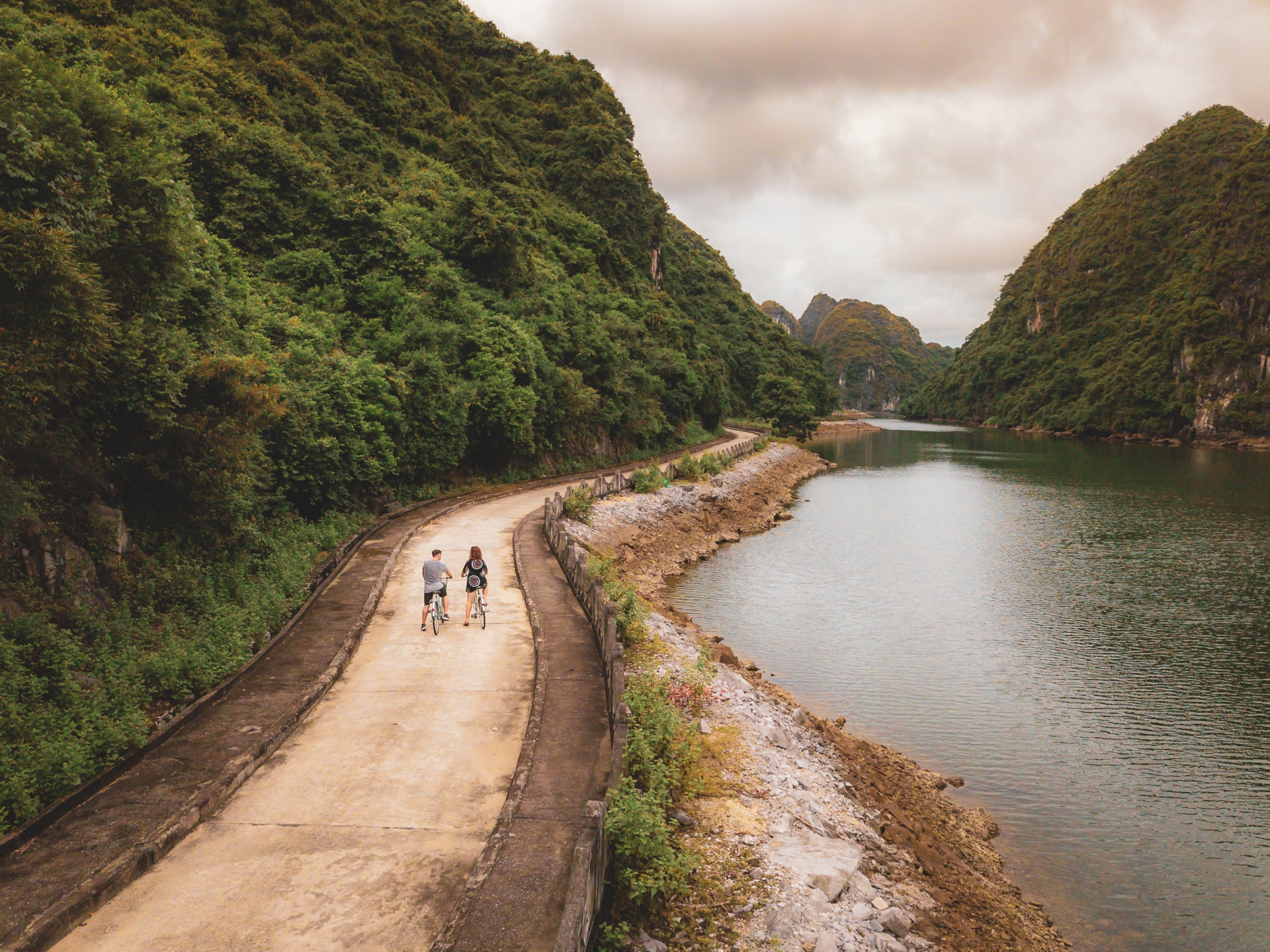 Adventure Family Unplugged: Vietnam 
